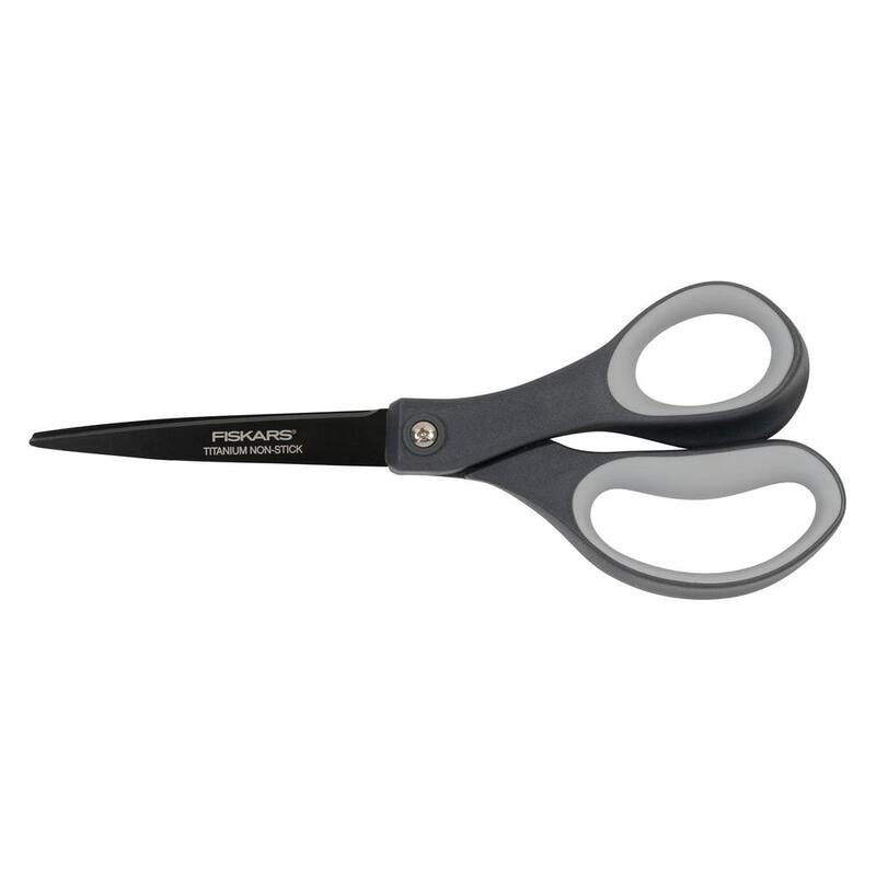 Tijeras Fiskars Everyday de 8 pulgadas con recubrimiento de titanio antiadherente y SoftGrip - 1067268