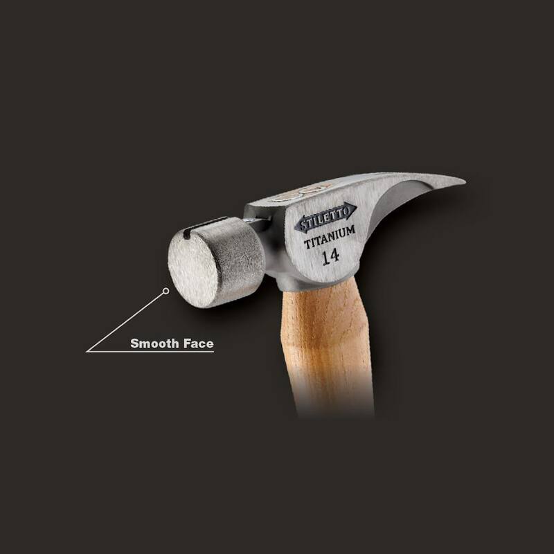 Martillo Stiletto de 14 oz. de titanio con cara lisa y mango de nogal curvo de 18 pulgadas - TI14SC.