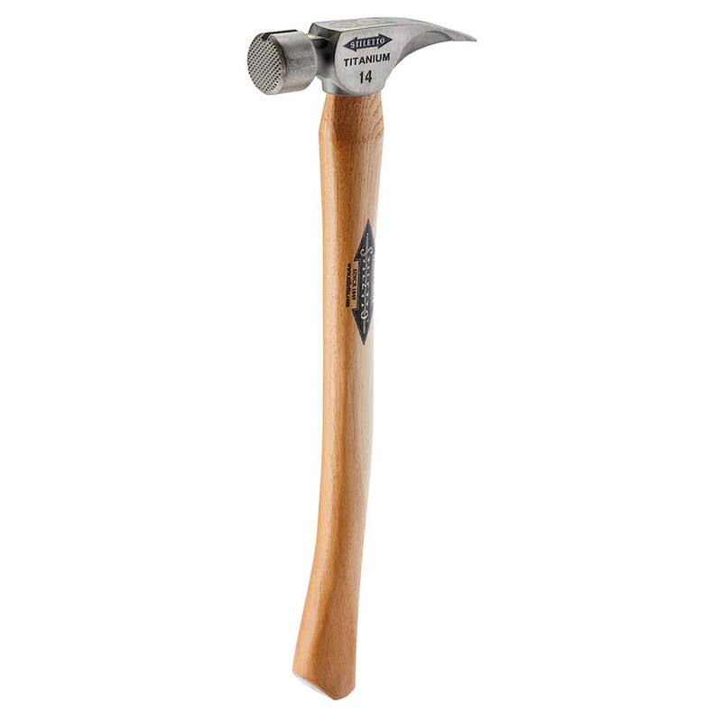 Martillo de Titanio de 14 oz. con cabeza estriada y mango de fresno curvado de 18 in. - TI14MC.
