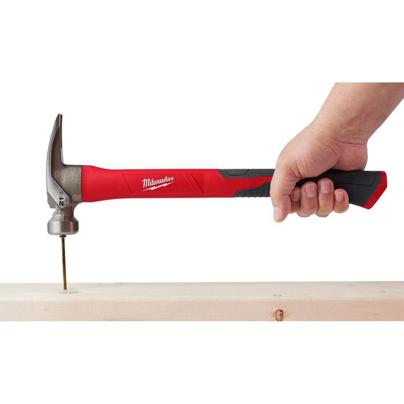 Martillo de mango de poliuretano con cara fresada de 21 oz de Milwaukee - 48-22-9320