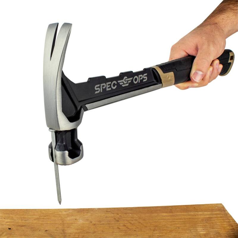Martillo de carpintería de cara fresada SPEC OPS de 22 oz, mango de acero - SPEC-M22CF