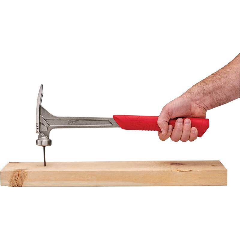 Martillo de enmarcar con cara fresada de 17 oz Milwaukee - 48-22-9016