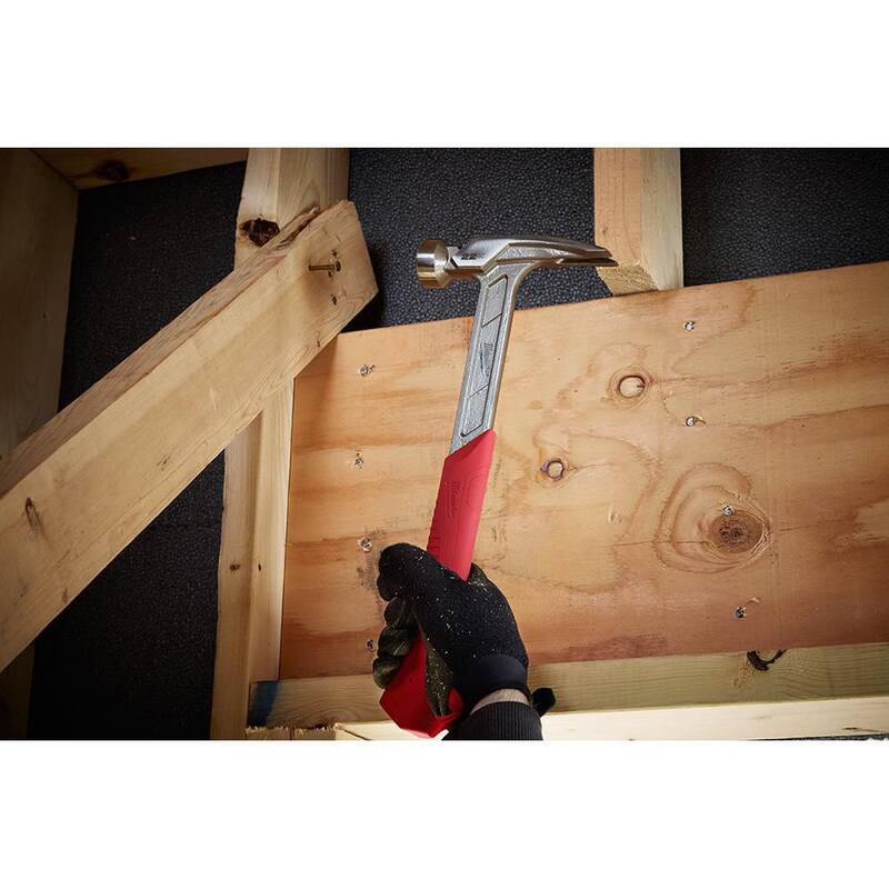 Martillo para enmarcar con cara fresada de 22 oz de Milwaukee con palanca de 12 pulgadas - 48-22-9022-48-22-9034.