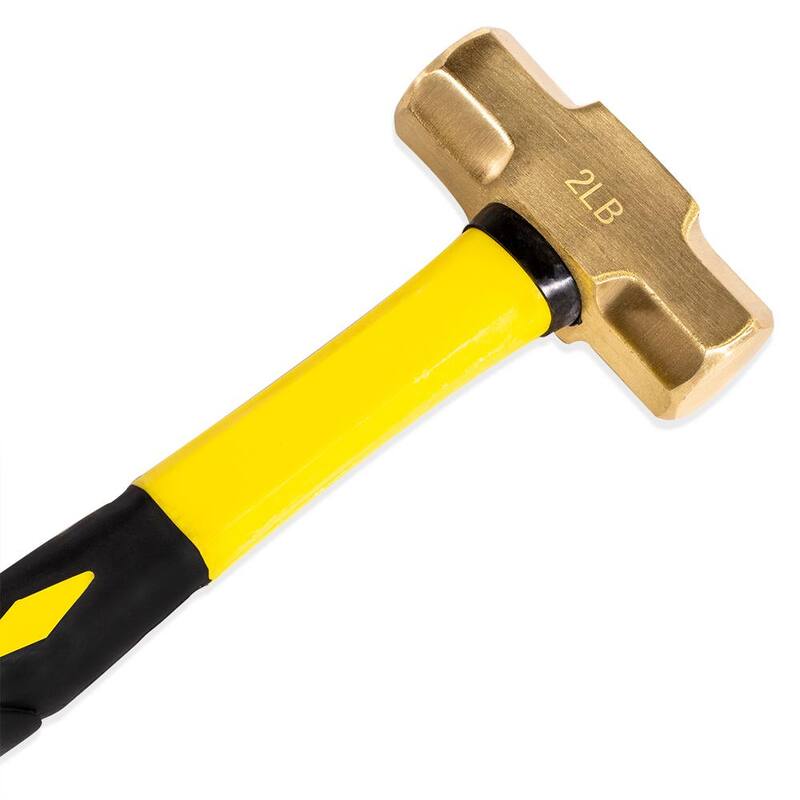 Martillo de trineo de latón de 2 libras Stark con mango de fibra de vidrio - 15160