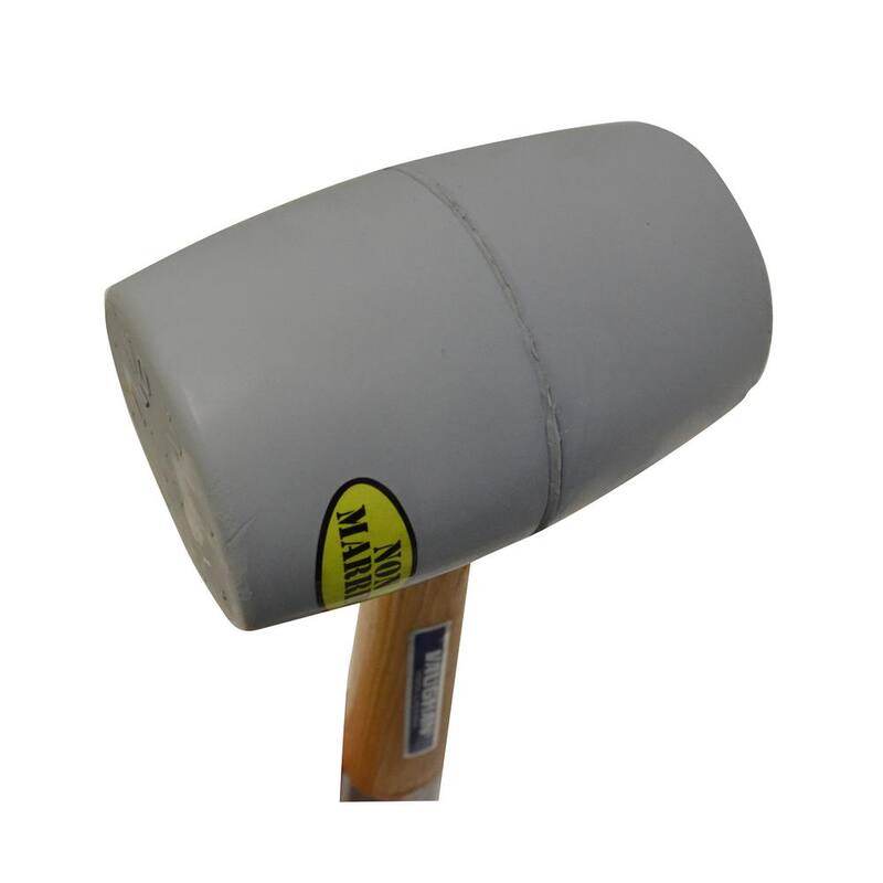 Mazo de goma blanco de 20 oz de Vaughan con mango de madera dura de 13 pulgadas - RM2W