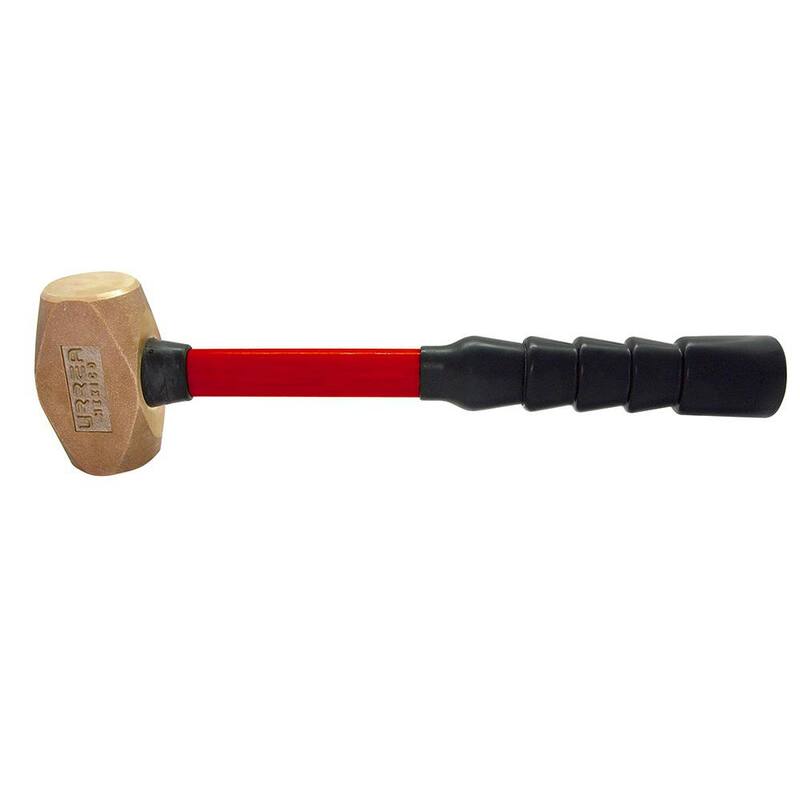 Martillo de cabeza de latón de 30 oz. con mango de fibra de vidrio y cubierta de goma - 1430FV
