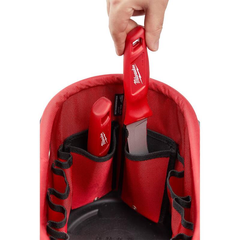Martillo de operario de línea de 36 oz. 4-en-1 de Milwaukee con bolsa ovalada subterránea de 10.4 pulgadas - 48-22-9040-48-22-8275