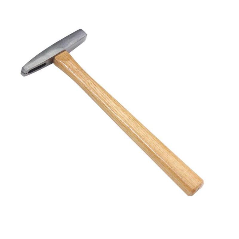 Martillo de tachuelas magnético de 5 oz. Stanley - 54-304