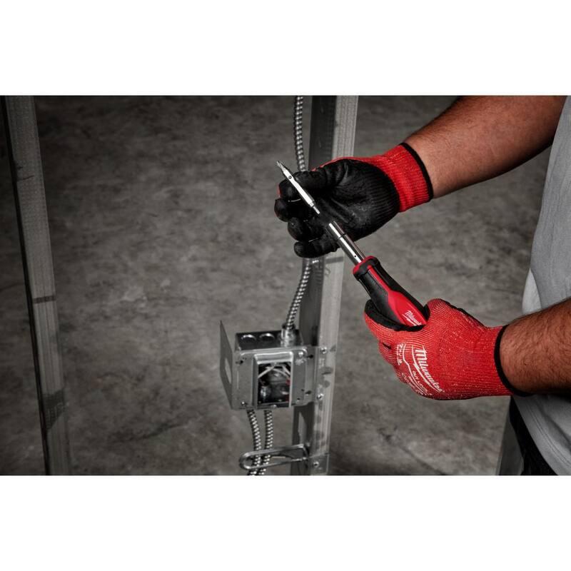 Milwaukee 11-en-1 Destornillador de Combinación Multi-Tip con Puntas de Unidad Cuadrada - 48-22-2761