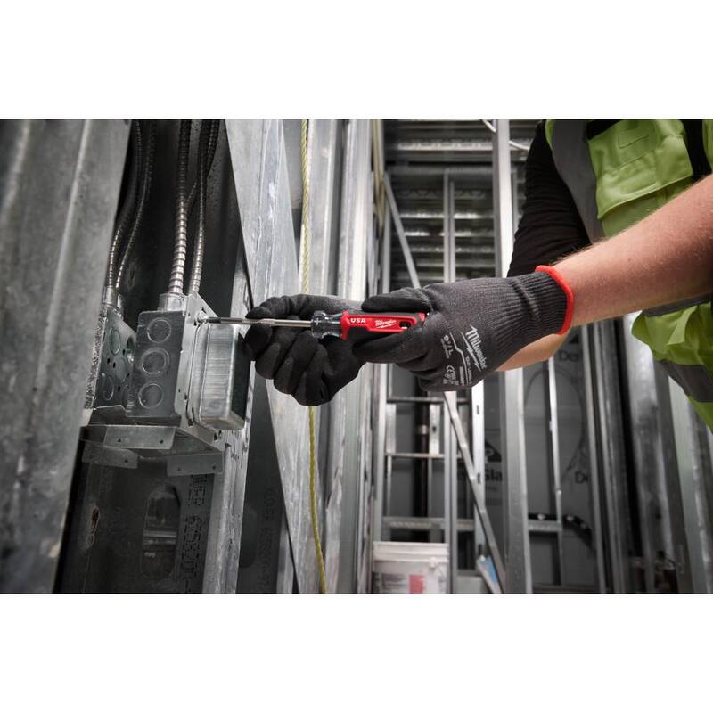 Destornillador Phillips #2 de 10 pulgadas con agarre acolchonado - MT204 de Milwaukee