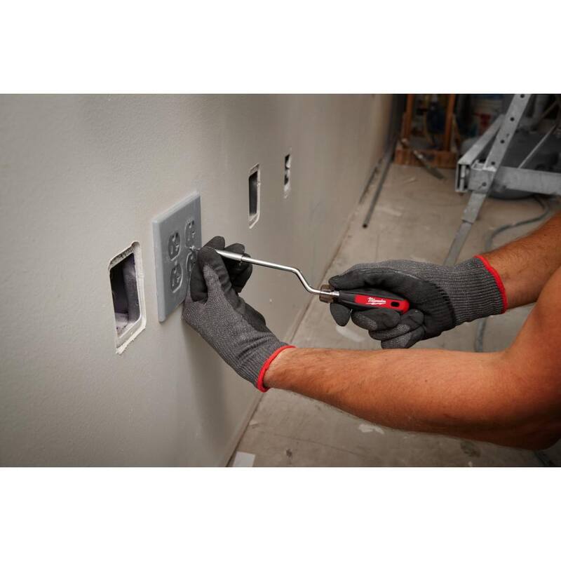 Destornillador multipunta rotativo 2-en-1 de Milwaukee - 48-22-2916