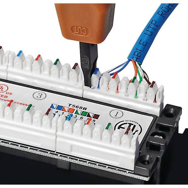 Herramienta de inserción de cables telefónicos/datos con agarre cómodo de Southwire (Estilo 110) - 58745440