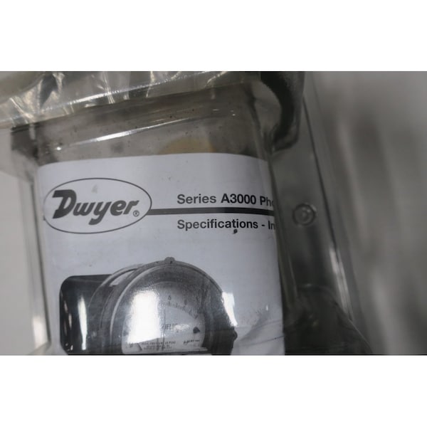 Dwyer PHOTOHELIC 0-25IN-H2O 120V-AC PRESSURE SWITCH - 3025