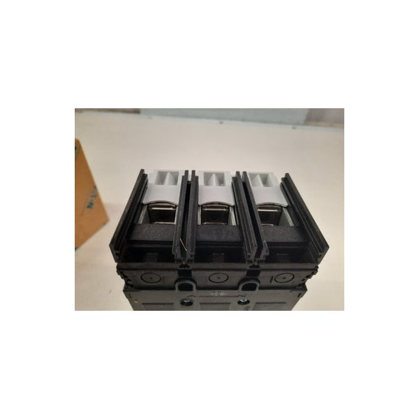 Eaton Molded Case Breakers MCCBs NZMB2 3P 80A 690V 50/60Hz 3Ph - NZMB2-AF80-BT-NA