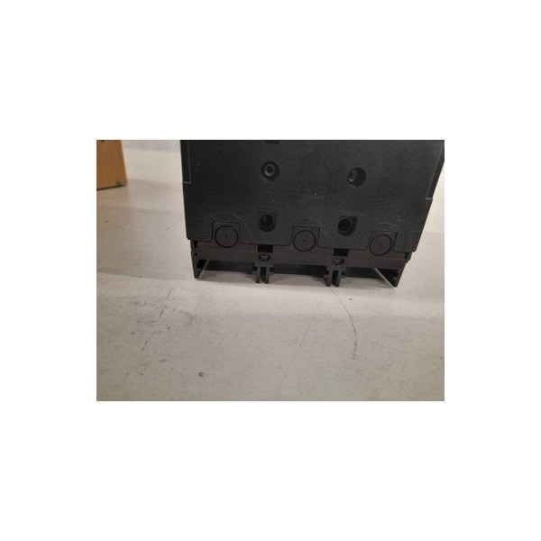 Eaton Molded Case Breakers MCCBs NZMB2 3P 80A 690V 50/60Hz 3Ph - NZMB2-AF80-BT-NA