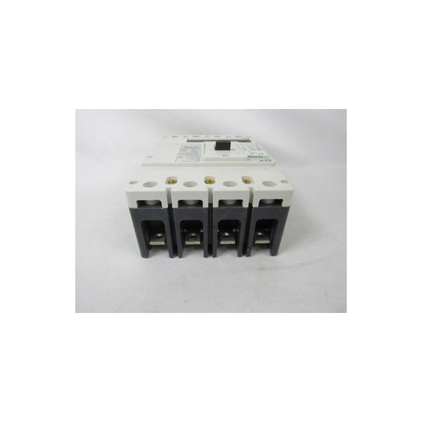 Eaton CKD PV 1000 VDC 4P 175A 5KA 100% RATED F/F W/O COLLARS - CKDPV4175W