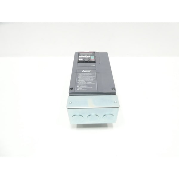 Mitsubishi INVERTER 200-240V-AC 0.2-590HZ 200-240V-AC AC VFD DRIVE - FR-A820-00250-1-N6