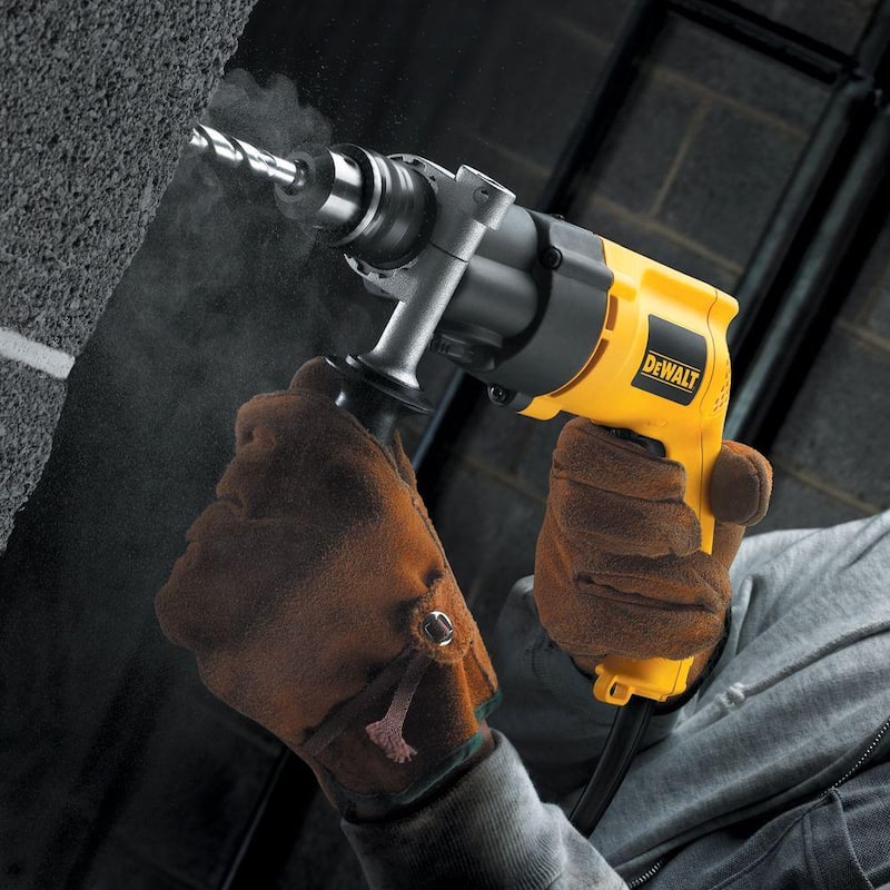 DEWALT Taladro percutor de doble rango de velocidad variable y reversa de 7.8 amperios y 1/2 pulgadas - DW505