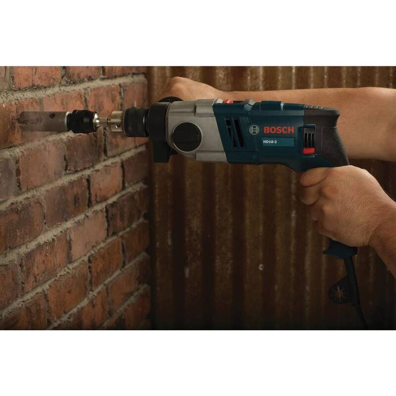 Martillo taladro Bosch con cable de 8.5 amperes de 1/2 pulgadas de concreto/mampostería de 2 velocidades con mango auxiliar y medidor de profundidad - HD18-2