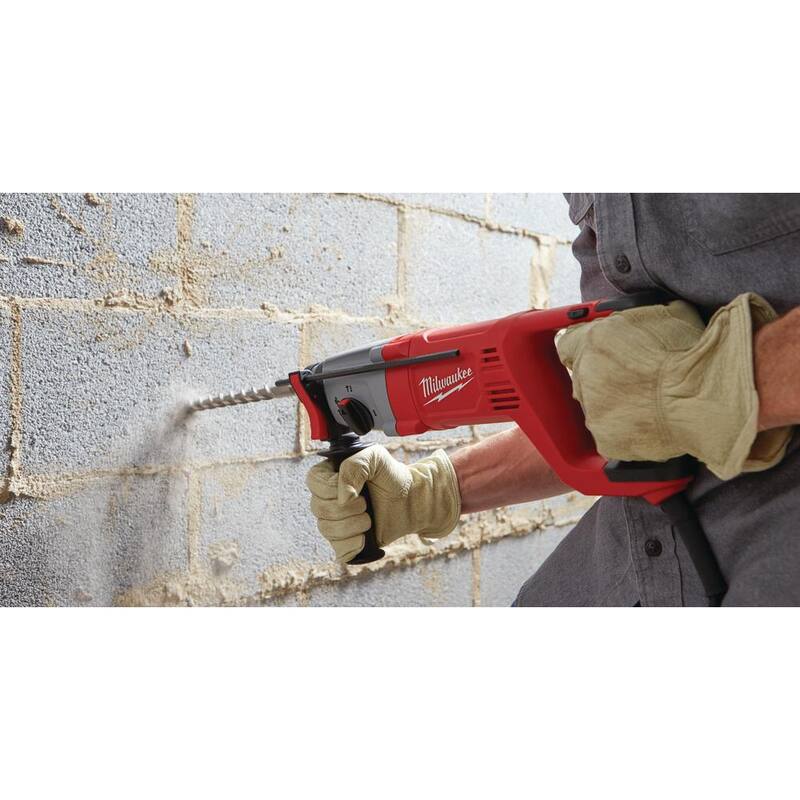 Martillo Rotativo con Mango D y Cableado de 8 Amp de Milwaukee de 1 pulgada SDS con Amoladora Angular Pequeña de 4-1/2 pulgadas con Interruptor deslizante de Bloqueo - 5262-21-6130-33
