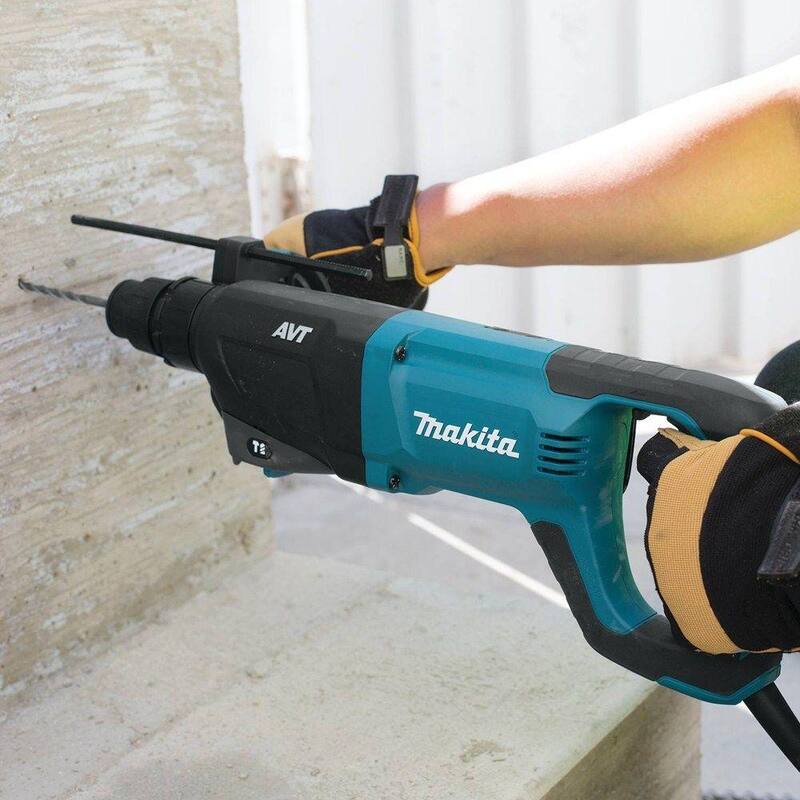 Martillo rotativo Makita de 8 amperes y 1 pulgada con cable SDS-Plus para concreto/mampostería y tecnología AVT (Tecnología Anti-Vibración), con estuche rígido para mango - HR2641
