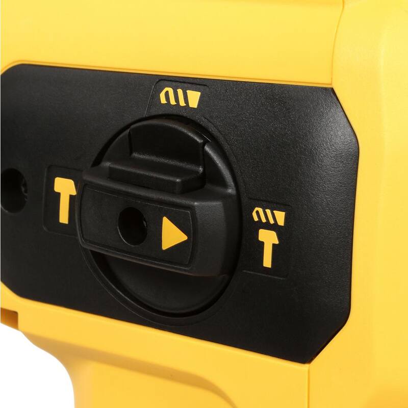 DEWALT 10.5 amperios 1-9/16 pulgadas. SDS-MAX con cable combinado Martillo giratorio de concreto/mampostería con SHOCKS y estuche - D25481K
