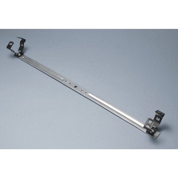 Nvent Caddy Hanger, Conduit; EMT; Pipe Use, 1/2 in; 3/4 in, Steel, Electro Galvanized - 812MB18A