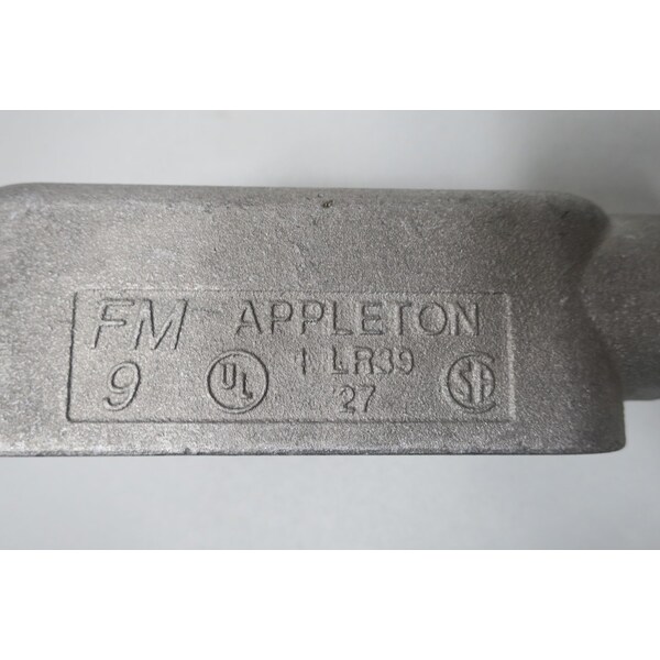 Appleton Electric ALUMINUM LR 1IN CONDUIT OUTLET BODIES AND BOX, 5PK - APP LR39