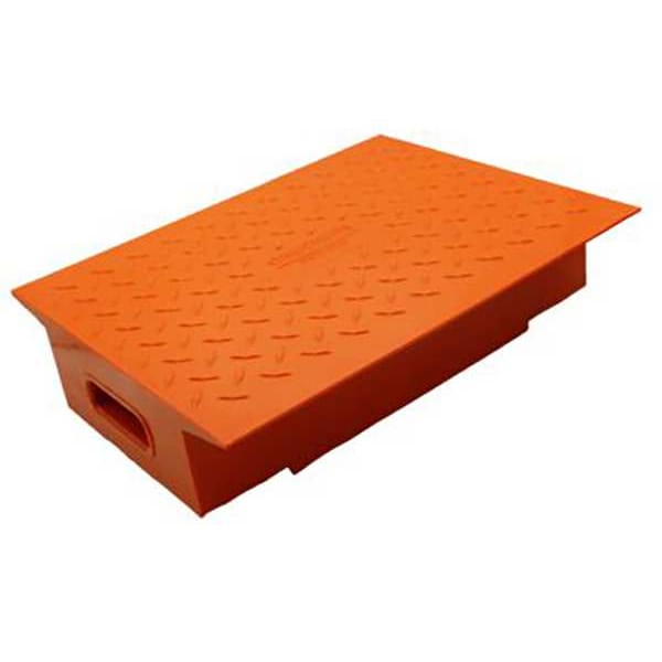 Diamondback Modular Hose Bridge, 4 in H, 1-5/16 ft L, 12-3/8 in W, 0 Channel, Polyurethane, Orange - UHB3035TC