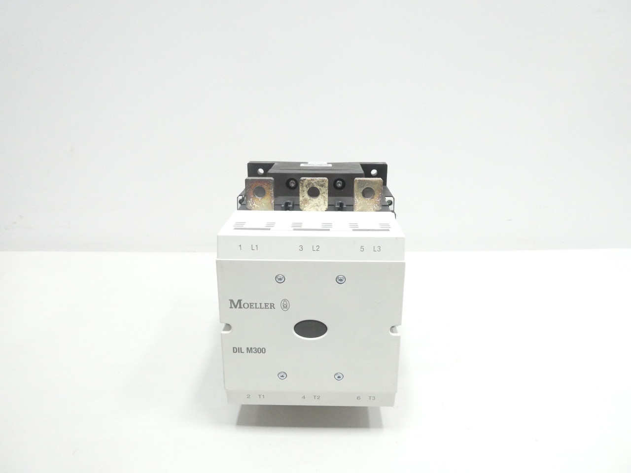 MOELLER DILM300/22(RA250) 110-250V-AC 110-250V-DC 400A AMP 250HP AC CONTACTOR