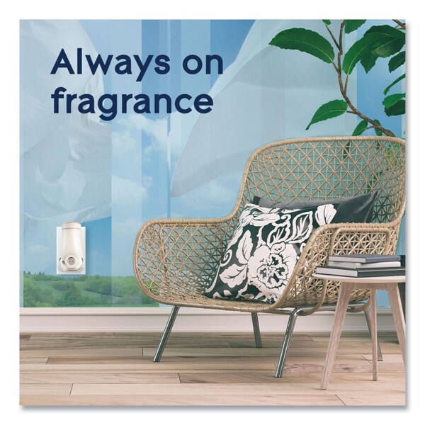 Glade Plugin Scented Oil, Clean Linen, 0.67 oz, 2 Warmers and 6 Refills/Pack - 328605