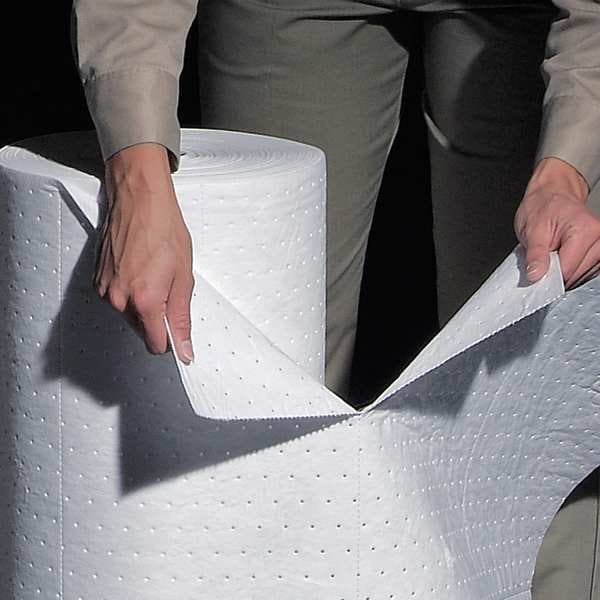 Pig Sorbents, 41 gal, 15 in x 300 ft, Oil, White, Polypropylene - MAT441