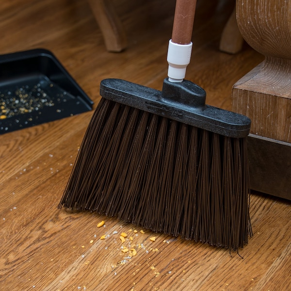 Carlisle Foodservice Hvy-Duty Angle Broom Head, 12", Brn, PK12 - 36868EC01