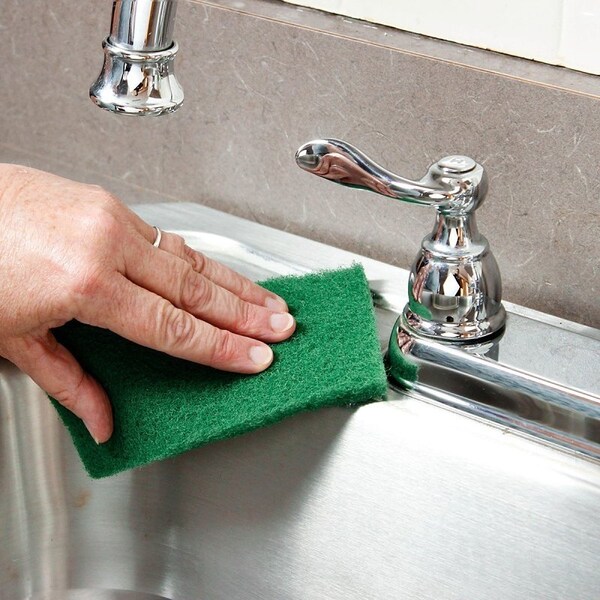 The Libman Co Libman Heavy-Duty Scouring Pad, Synthetic Abrasive, 6-3/4 in L, 3.88 in W - 66