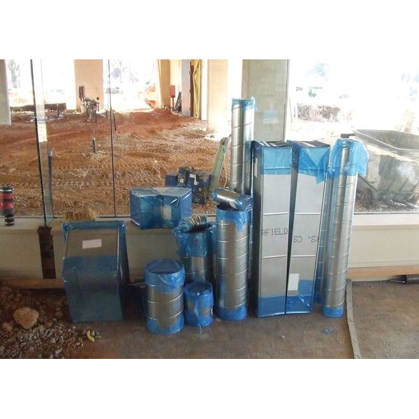 Surface Shields 24 in Wide Duct Protection Film, 3 mil Thick, 200 ft Lg, Blue, Adhesive Backed - DCR324200B