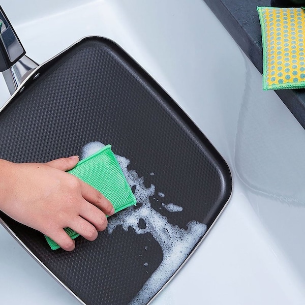 The Libman Co Libman Kitchen and Bath Sponge, 5 in L, 5 in W, 1 in Thick, Microfiber, Green/Yellow - 336