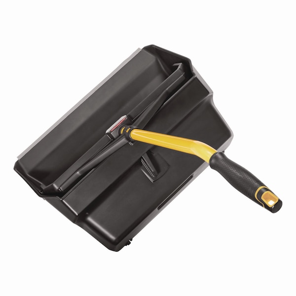 Rubbermaid Commercial Maximizer Heavy-Duty Stand Up Debris Pan, 20.44" Wide, Plastic - 2018781