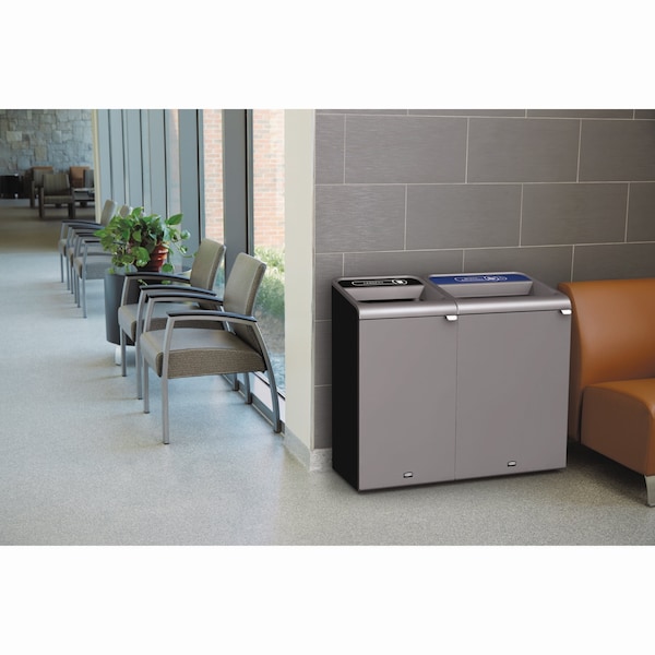 Rubbermaid Commercial 33 gal Recycling Bin, Satin Black/Satin Alum - 1961629