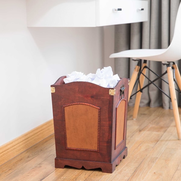 Vintiquewise Trash Can, Brown, Wood - QI003045