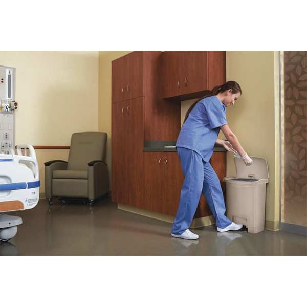 Rubbermaid Commercial 8 gal Rectangular Step Can, Red, 16 1/2 in Dia, Step-On, Plastic - 1883564