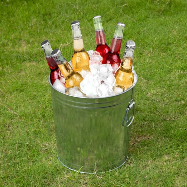 Gardenised 7 Gallons Garden Essentials, Silver, Galvanized Steel - QI004750