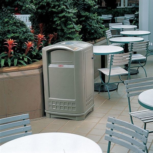 Rubbermaid Commercial 50 gal Square Trash Can, Dark Green, 25 1/4 in Dia, Swing, HDPE - FG396400DGRN