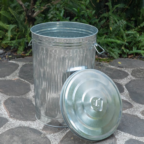 Gardenised 26 Gallons Garden Essentials, Silver, Galvanized Steel - QI004756