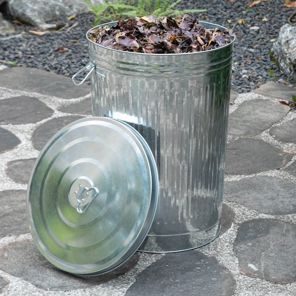 Gardenised 26 Gallons Garden Essentials, Silver, Galvanized Steel - QI004756