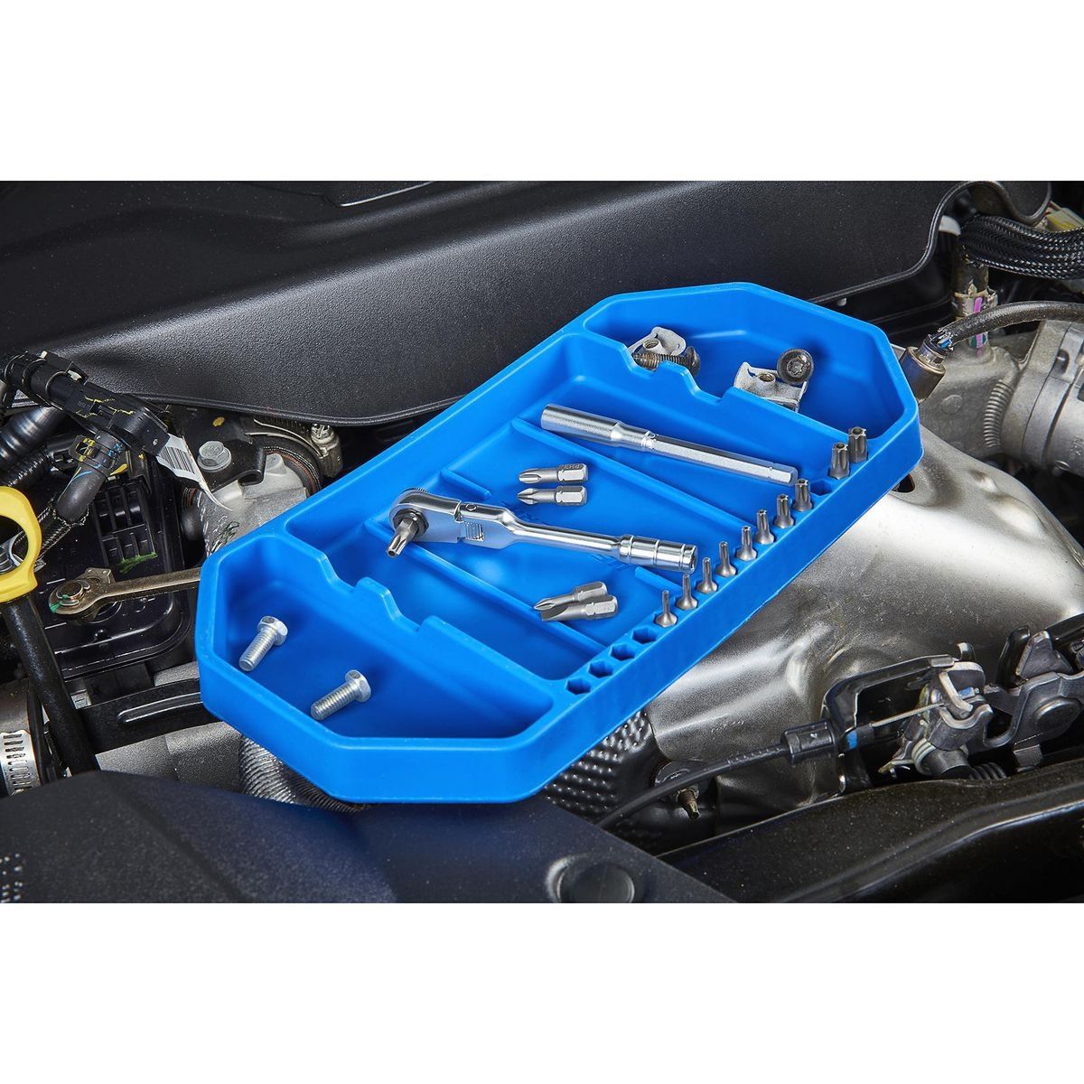 Charola de partes flexibles Ultra-Grip U.s. General Small de 10-3/4 pulgadas x 5-5/8 pulgadas - 58159