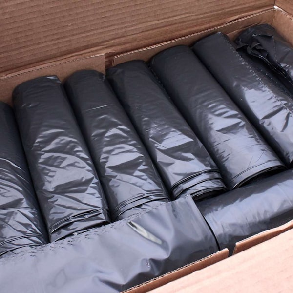 Pitt Plastics 38"x58" 1.7mm 60 gal. Super Heavy Performance Roll Can Liner, PK100 - EC385817K