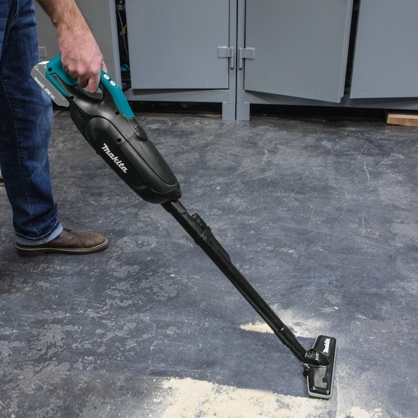 Makita 18V LXT Compact Vacuum - XLC01ZB