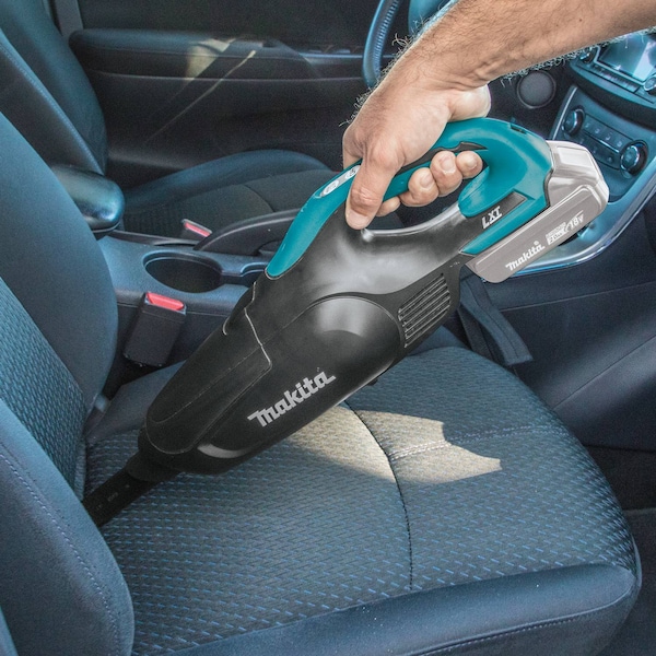 Makita 18V LXT Compact Vacuum - XLC01ZB