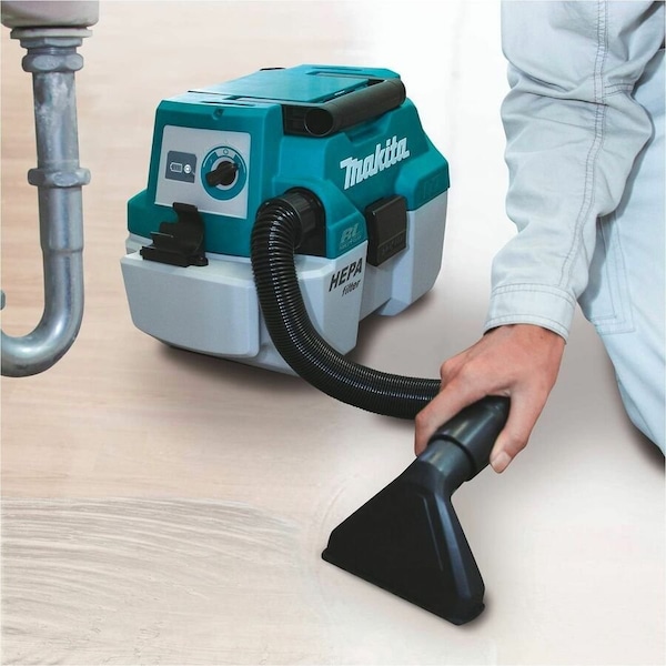 Makita 18V LXT Brushless 2.0Gal HEPA Wet/Dry Canister Vacuum - XCV11Z