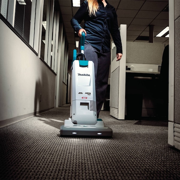 Makita Cordless Upright Vacuum, 21.4 lb, 57 dB - GCV09Z